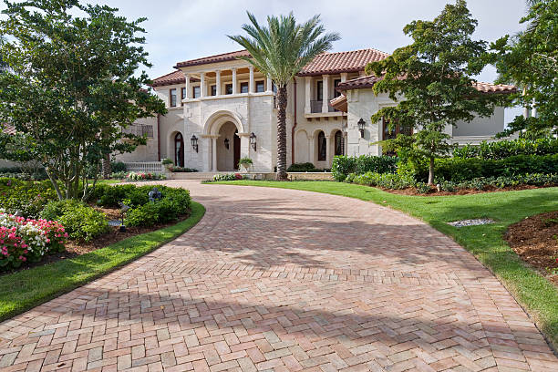 Best Local Driveway Pavers  in Jonesboro, AR